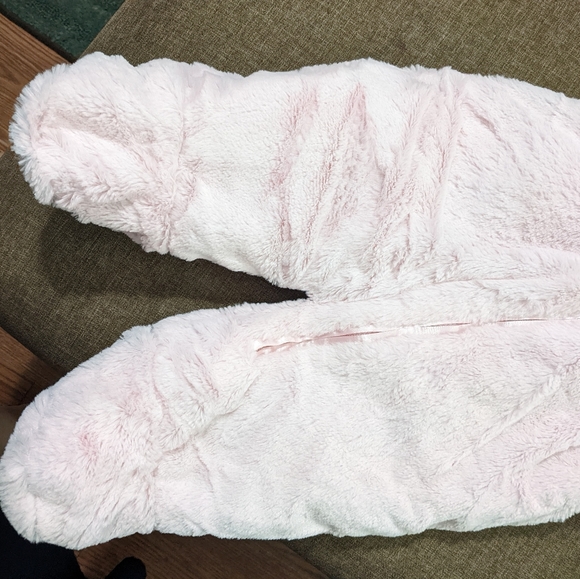 Baby girls faux snow suit. Soft pink with leopard design. Great condition. - Picture 2 of 3